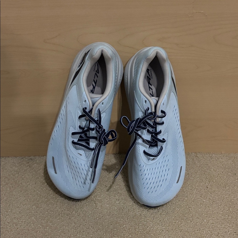 Altra Men’s Via Olympus 3 size 10.5 - Picture 2 of 5
